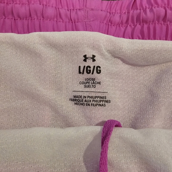 NWT UnderArmour Women's, Size Large Pink Athletic Shorts Lightweight Performance - Picture 4 of 4